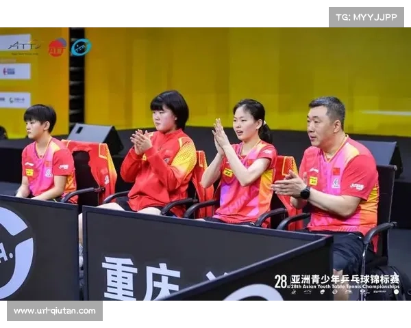 亚青赛赛事氛围热烈引发各方好评赛事组织与球迷互动展现出色 亚青赛赛事氛围热烈引发各方好评赛事组织与球迷互动展现出色