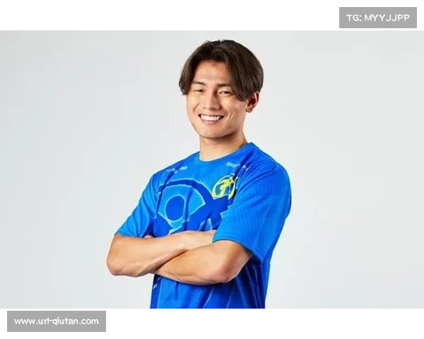 上田绮世7轮6球领跑射手榜，费耶诺德锋线核心