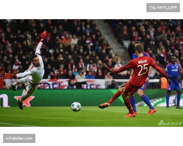 “维罗纳1-0小胜莱切，全场唯一进球来自角球进攻，防守反击策略奏效”